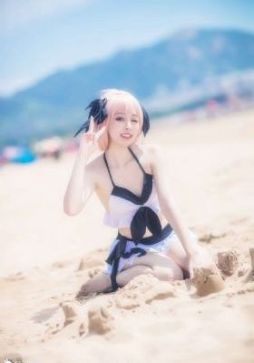 成人色极品视频不雅视频皇帝服务_HD高清完整版播放