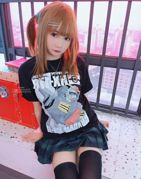 欧美人屁眼_超清免费播放